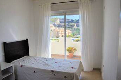 Stor lejlighed til salg i Calahonda på Costa del Sol bedroom